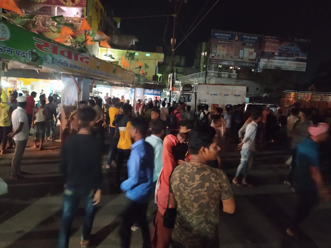 स्कॉर्पियो की चपेट में आने से मासूम की मौत, दुमका टावर चौक जाम