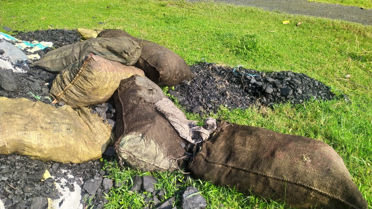 पाकुड़ में  बाइक से हो रहे कोयला तस्करी के खिलाफ पुलिस का अभियान शुरू