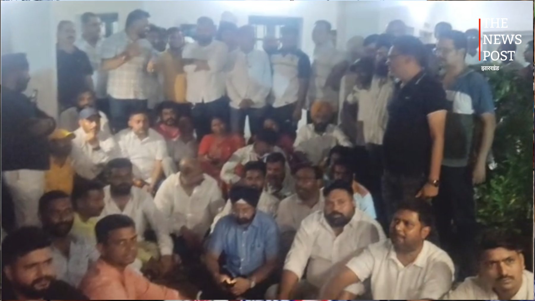 जमशेदपुर टिनप्लेट कंपनी हादसा: मुआवजे की मांग पर धरना, कांग्रेस-भाजपा नेताओं में नोकझोंक