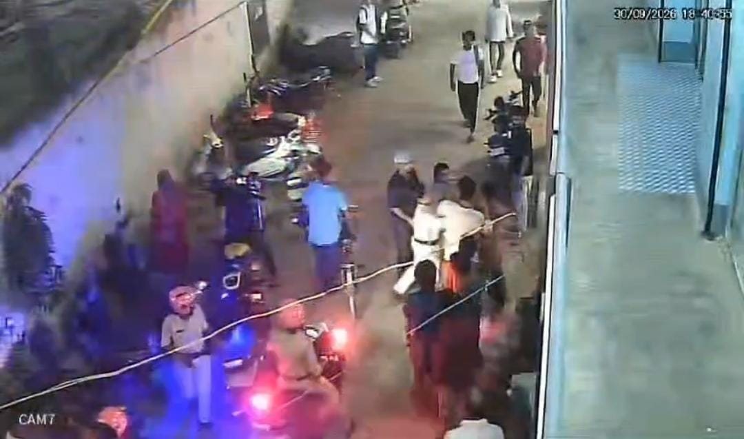 पटना में महिला कांस्टेबल से बदसलूकी और मारपीट, CCTV वीडियो वायरल, SSP ने दिए जांच के आदेश