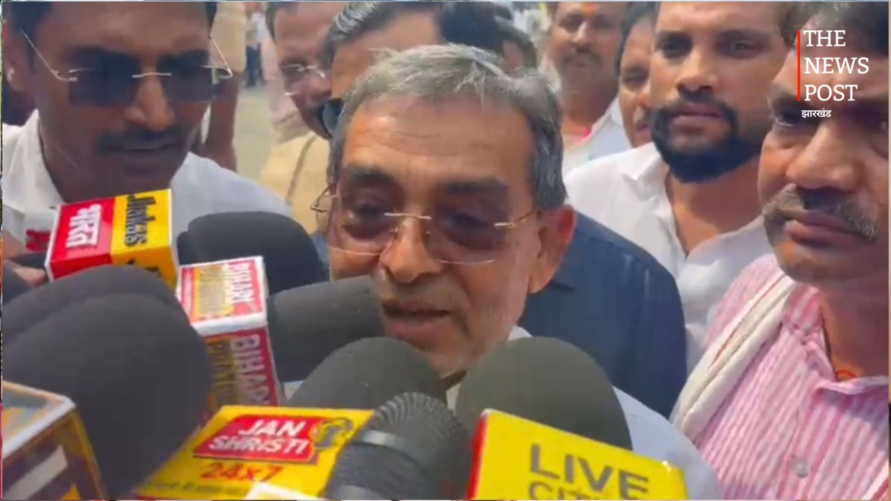 दो हिस्सों में बटी उपेन्द्र कुशवाहा की पार्टी, तीन विधायकों ने राम पुकार सिन्हा को दिया समर्थन, NDA में बढ़ी खींचतान