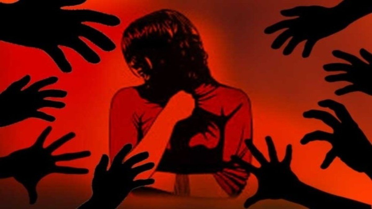 हमबिस्तर नहीं हुई तो मैथ्स में कर दूंगा फेल.... 8वीं की छात्रा के साथ 9 महीने तक शिक्षक ने की हैवानियत की हदें पार....