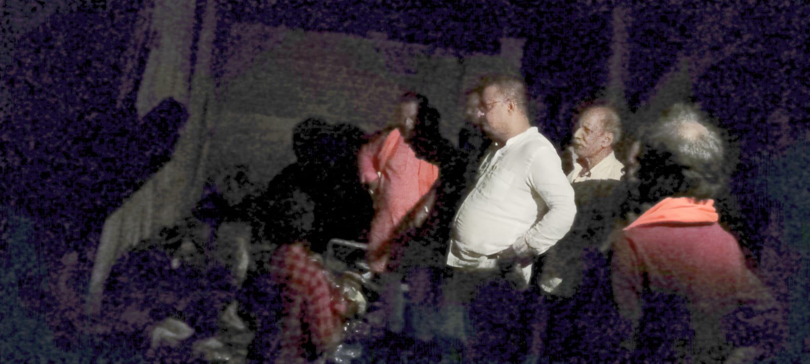 दिव्यांग के घर देर रात लगी आग, बेटी की शादी के लिए जुटाए सामान जलकर राख