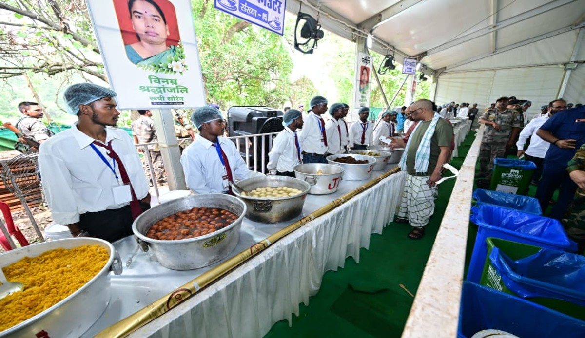 CM हेमंत की मां के संस्कार भोज में परोसे जा रहे 11 तरह के व्यंजन, जानिए क्या है इंतजाम
