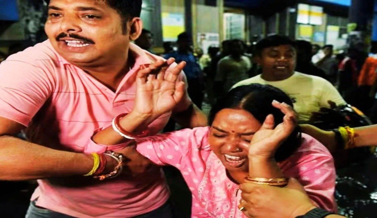 बंगाल में हादसे के बाद झारखंड में भी बढ़ी चौकसी, पंडालों का दुबारा सुरक्षा ऑडिट करने का निर्देश 