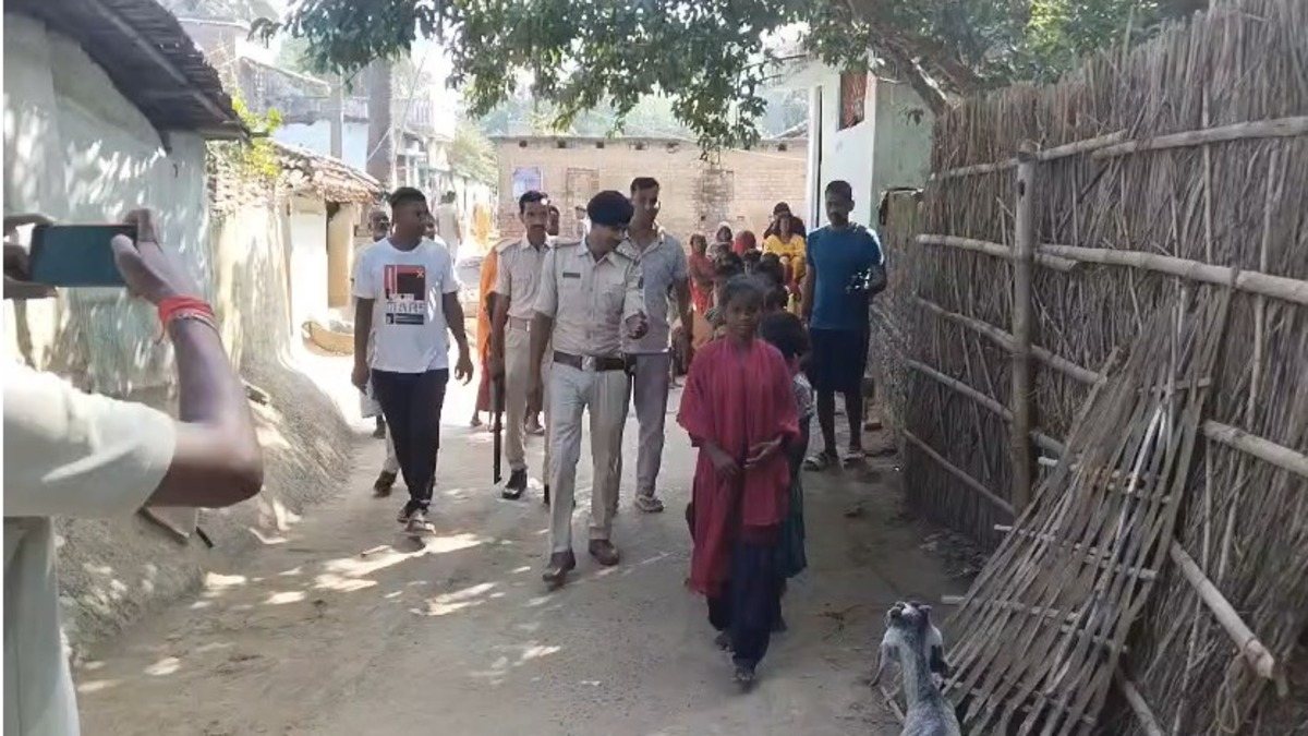स्कूल से दूर हो रहे बच्चों को शिक्षा से जोड़ने की कोशिश, करीब 70 बच्चों को विद्यालय भेजने की पहल