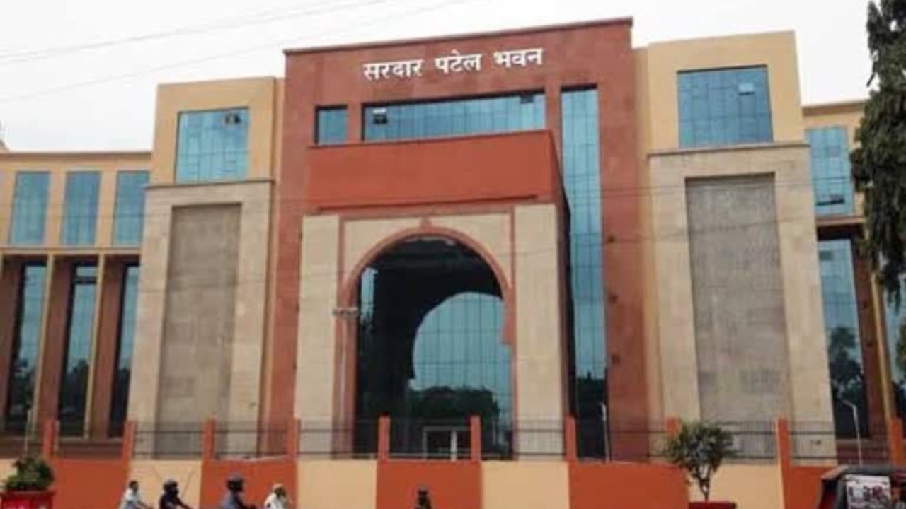 बिहार पुलिस में 57 अधिकारी किए गए इधर से उधर, गृह विभाग ने जारी किया अधिकारियों का ट्रांसफर ऑर्डर