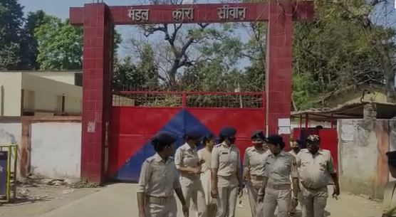 सिवान जेल में बंद युवक को NIA ले गयी साथ, आतंकवादी संगठन से सांठगांठ का आरोप