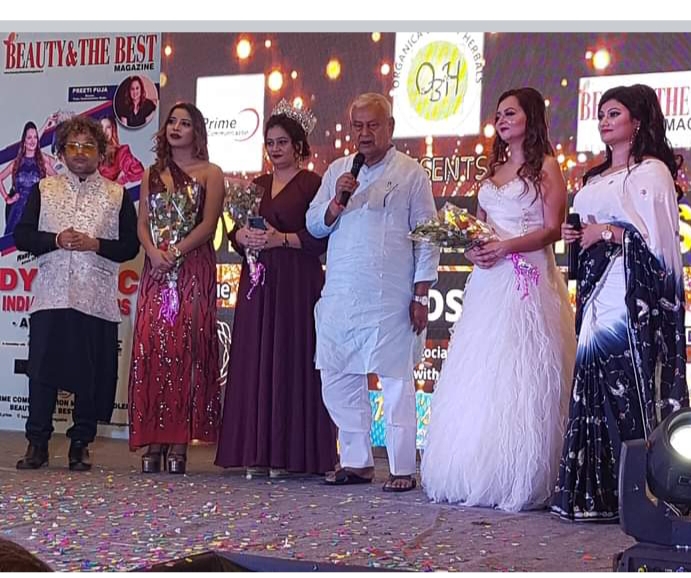 धनबाद में बिरहा- चैता पर हुआ  रैम्प शो, मिली खूब वाहवाही 