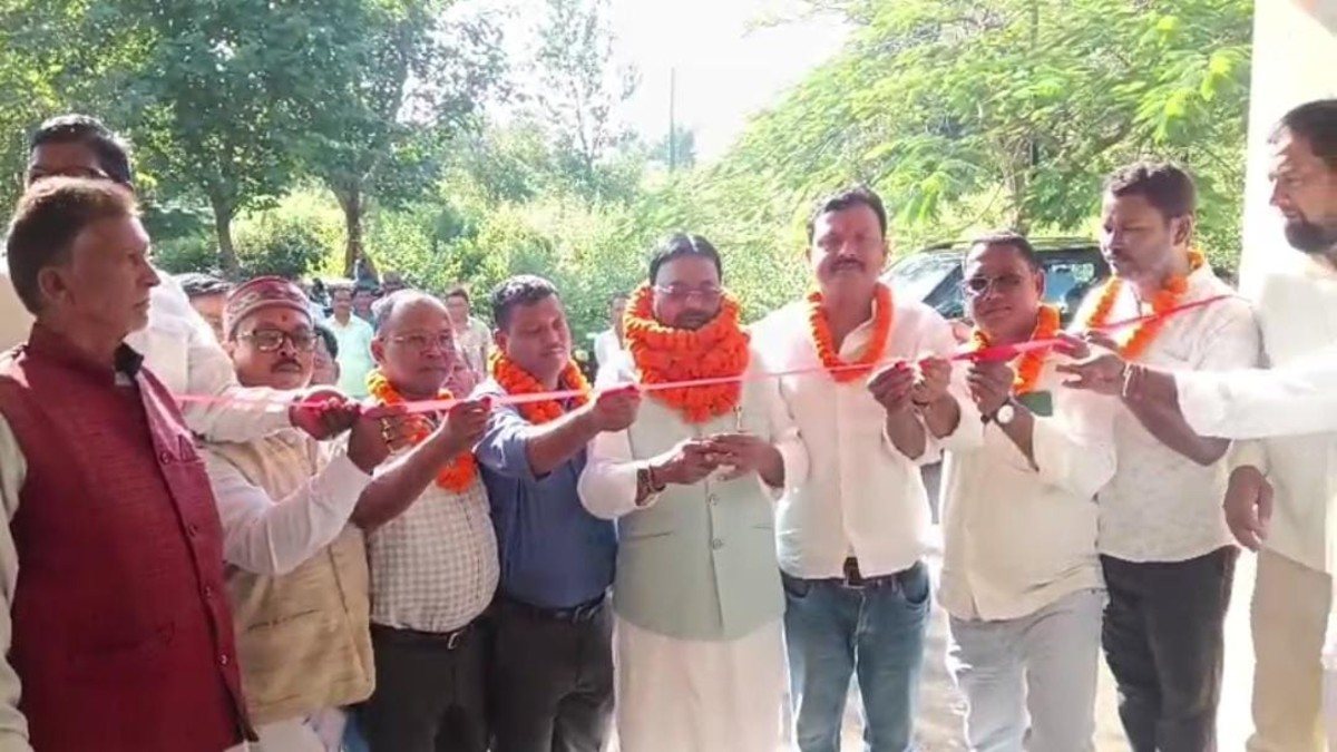 देवघर: धूमधाम से मनाया गया देवीपुर प्रखंड का 33वां स्थापना दिवस, विधायक सुरेश पासवान ने बताई ऐतिहासिक महत्ता