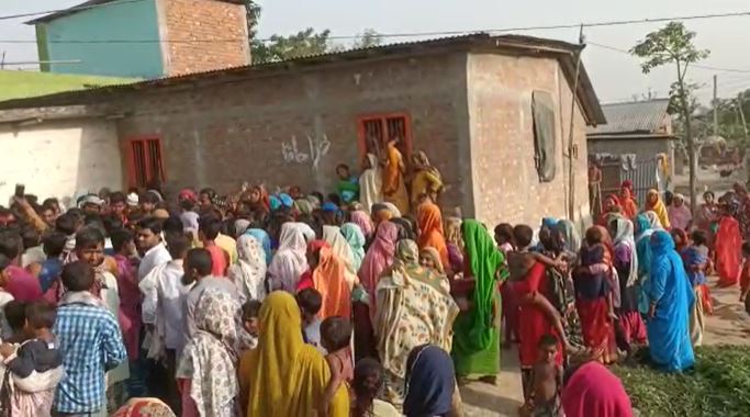 वाराणसी के साड़ी फैक्ट्री में बिहार के मजदूर की मौत, गांव में पसरा मातम  