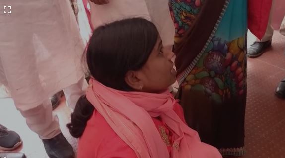 मिला मंत्री जी का  भरोसा, आत्मनिर्भर बनेंगी देवघर की वीणा !