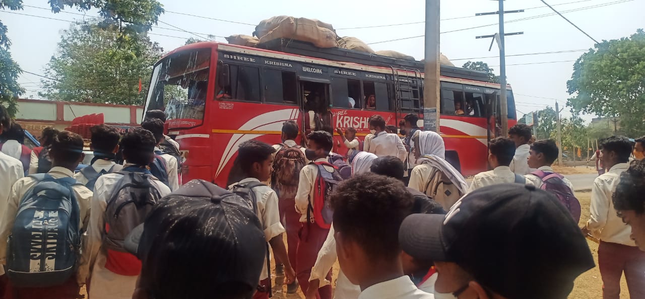 जैक मैट्रिक परीक्षा खत्म : छात्रों ने बेहतर रिजल्ट के लिए की दुआएं