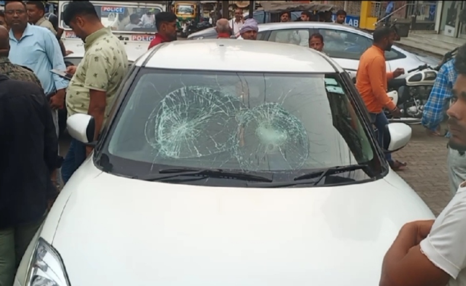 धनबाद : रैश ड्राइविंग को लेकर हुई मारपीट, ढाई लाख छीनने के आरोप