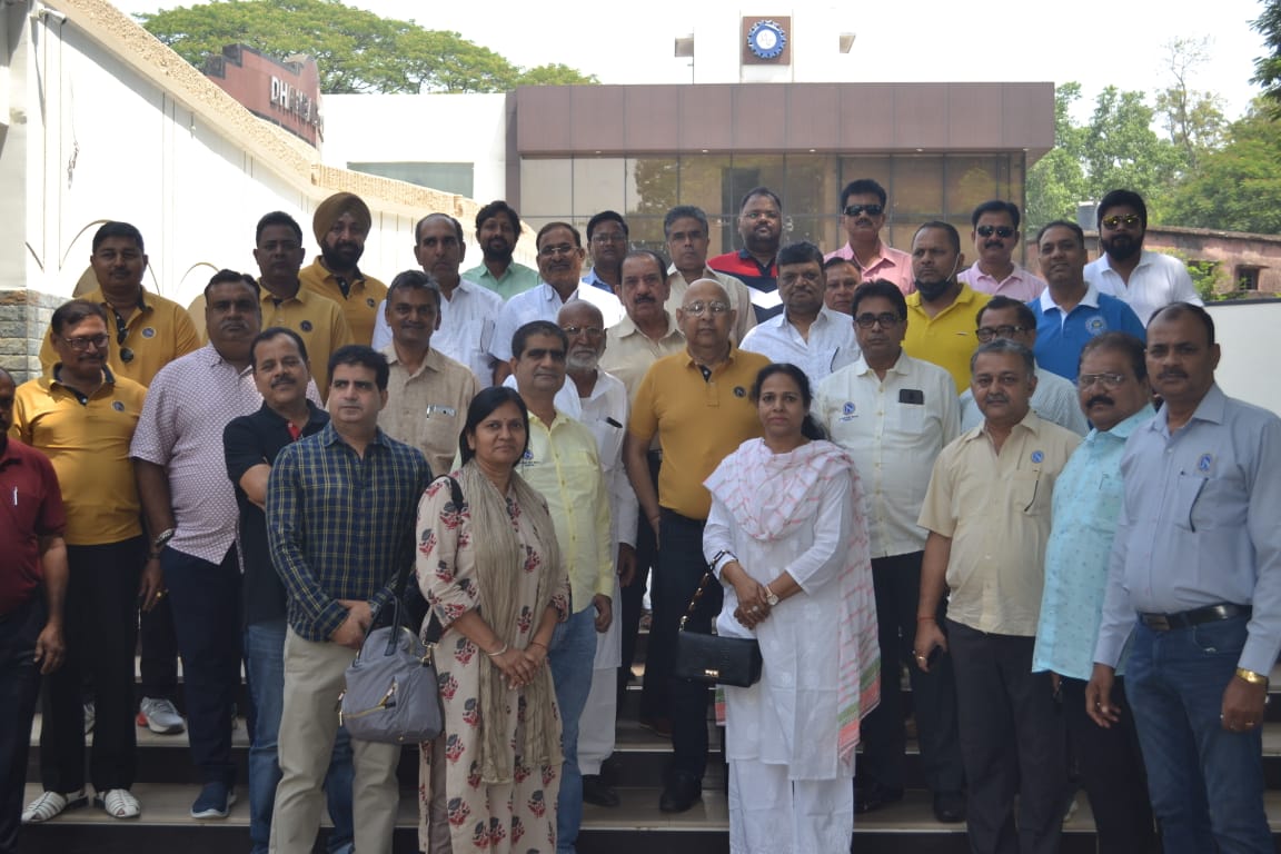 क्रिकेट स्टेडियम के लिए बीसीसीआई के पिच क्यूरेटर के नेतृत्व में जल्द आएंगी विशेषज्ञ टीम - अमिताभ चौधरी