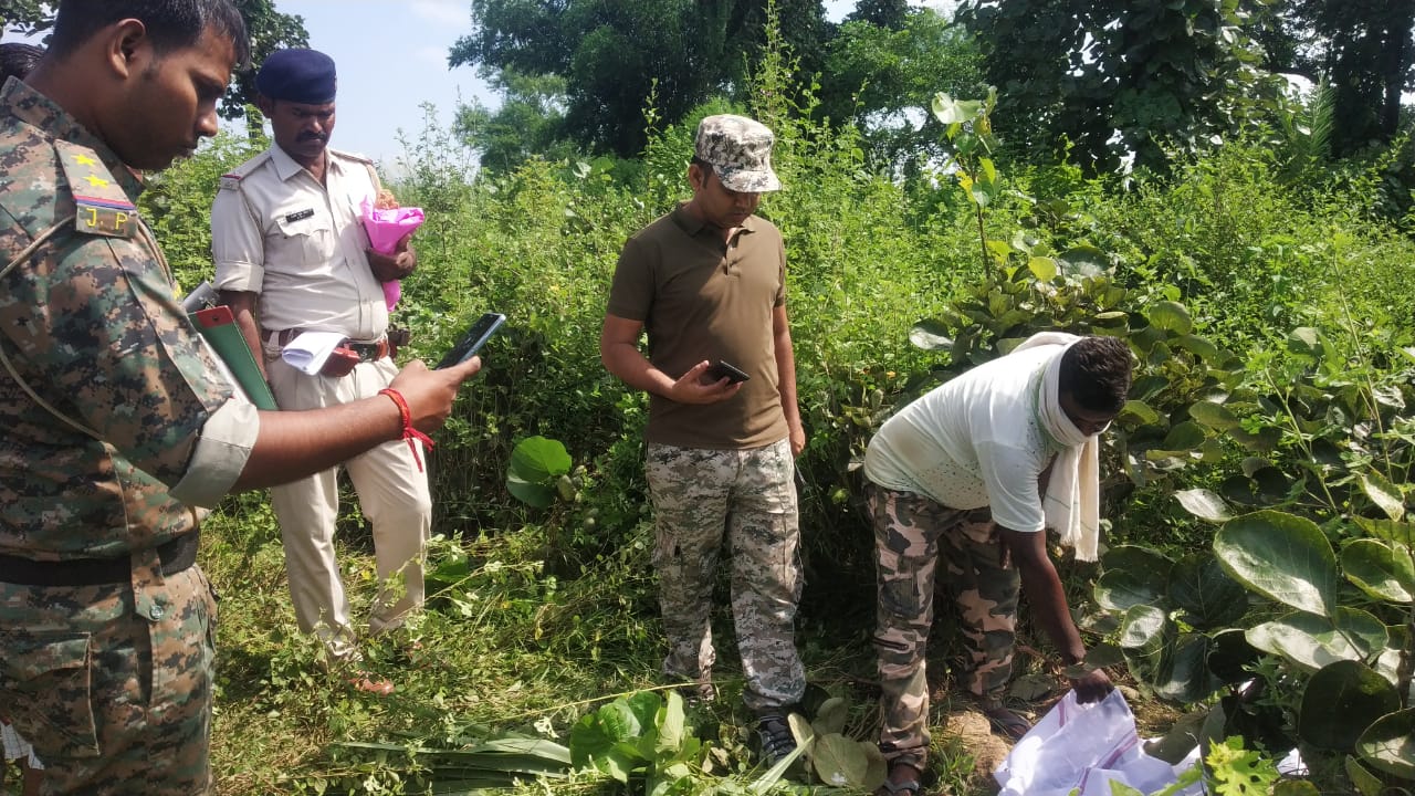 नग्न अवस्था में मिला युवती का शव, दुष्कर्म की आशंका