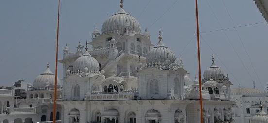 तख्त हरमंदिर साहिब गुरद्वारा से हटाया जा रहा लाउडस्पीकर, जत्थेदार ने कहा बहरा नहीं है भगवान