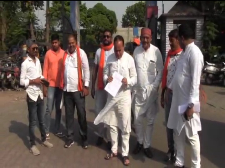 मंत्री हफीजुल पर भड़काऊ बयान देने के आरोप में एफआईआर दर्ज, सीएम से बर्खास्त करने की मांग