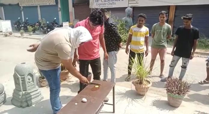 गया में बिना चूल्हे के 7 मिनट में बन कर तैयार हुआ आमलेट, पढ़िए कैसे?   