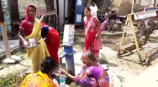 लोहरदगा अस्पताल गंभीर रुप से बीमार, सरकारी ईलाज की ज़रुरत