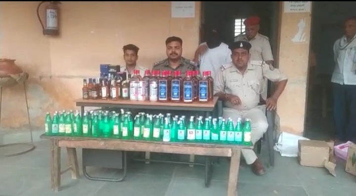 97 अवैध देशी-विदेशी शराब के साथ 1 गिरफ्तार