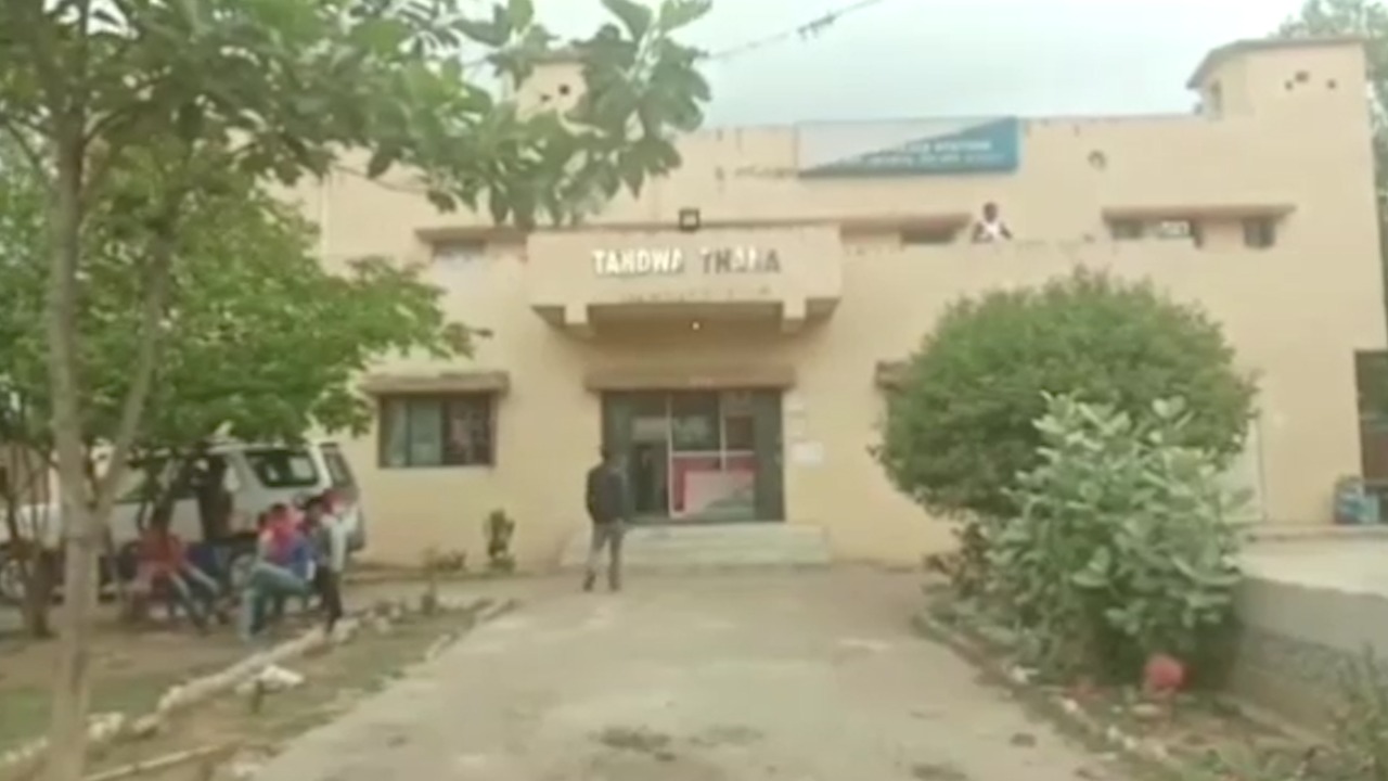 चतरा पुलिस की बड़ी सफलता,अमन साहू गैंग के तीन अपराधी गिरफ्तार