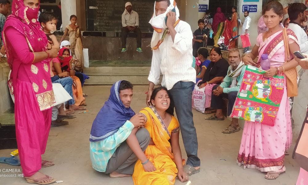 रफ्तार ने लील ली जान : पलामू में सड़क हादसे में 2 की मौत, एक घायल